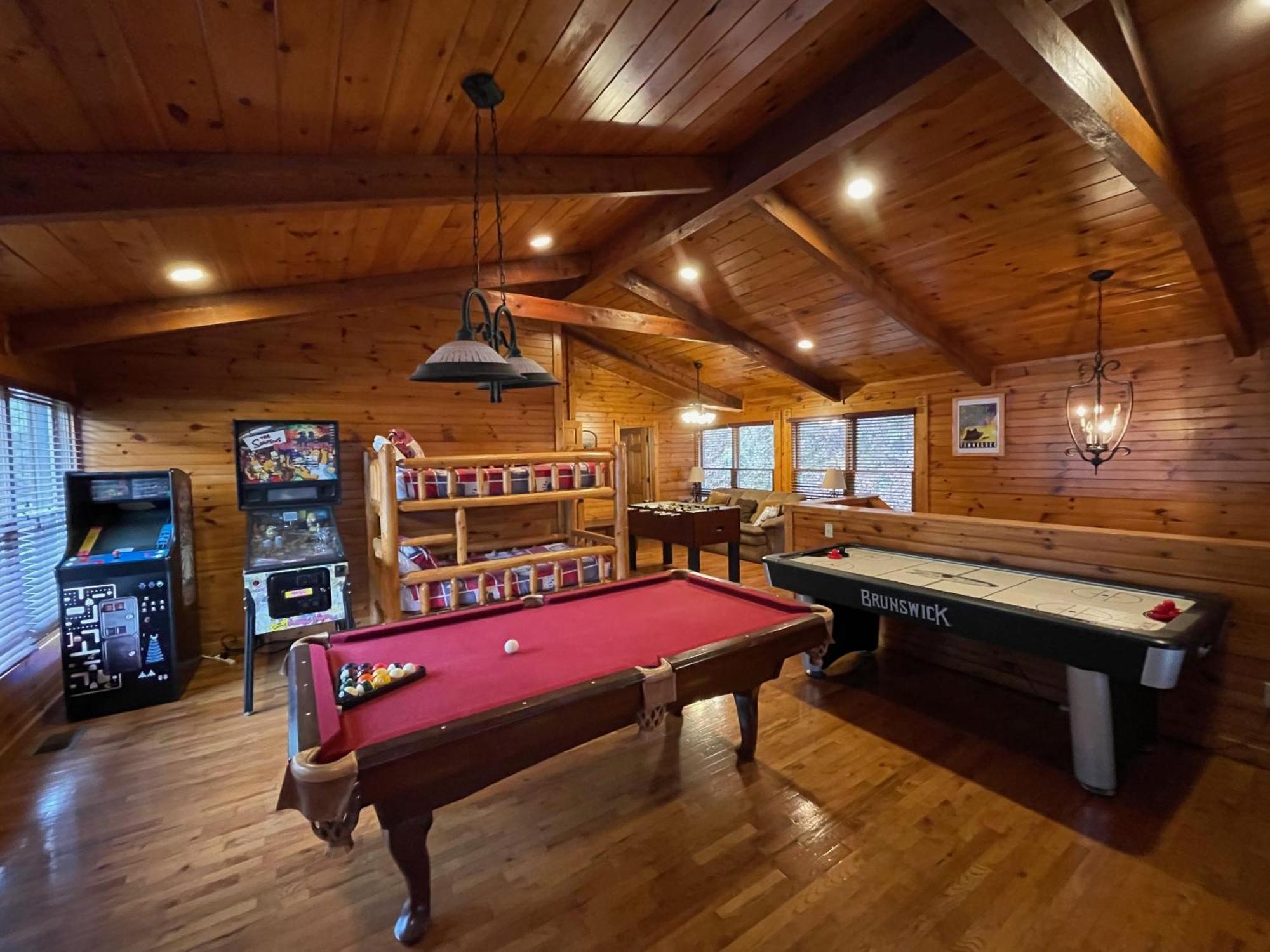 Spacious Resort Log Cabin, Easy Drive, Hot Tub, Arcade Gameroom, Mountain Vibe Gatlinburg Extérieur photo